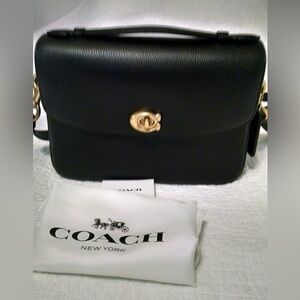 COACH Cassie Crossbody Pebble Leather Black
